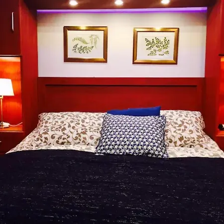 Royal Luxury Apartments & Studios Amman Room photo