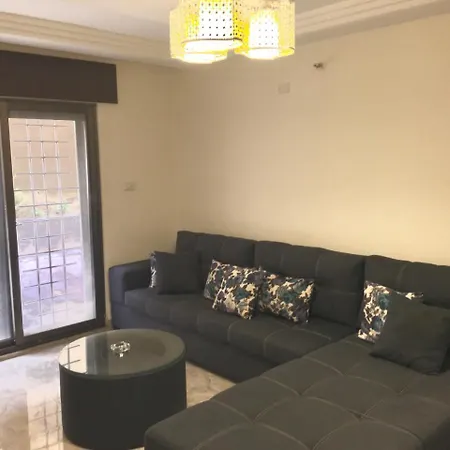 Royal Luxury Apartments & Studios Amman Exterior photo
